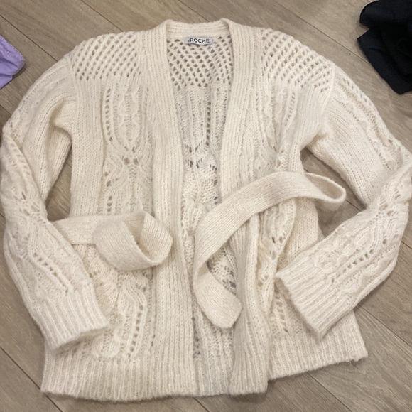 St. ROUCHE sweater - Picture 5 of 9